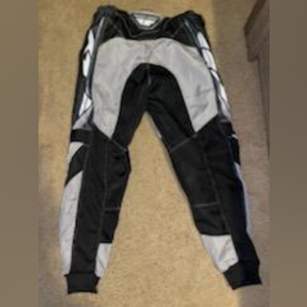 Fly Racing Men's Padded Pants. - Picture 3 of 4